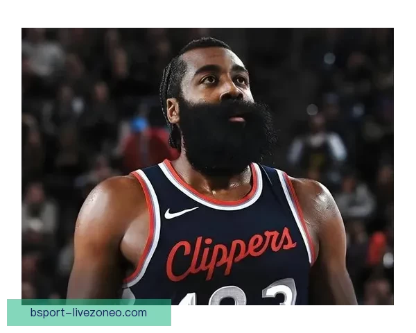 詹姆斯再现哈登三分尴尬 十投全失创NBA新纪录 詹姆斯再现哈登三分尴尬 十投全失创NBA新纪录